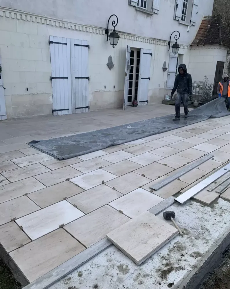 creation terrasse pierre